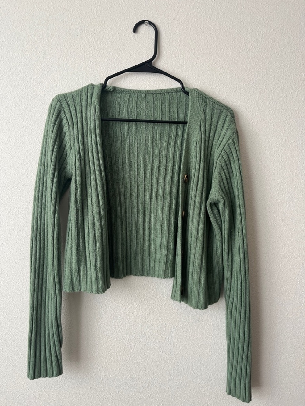Zaful Ribbed Cropped Cardigan in Sage Green